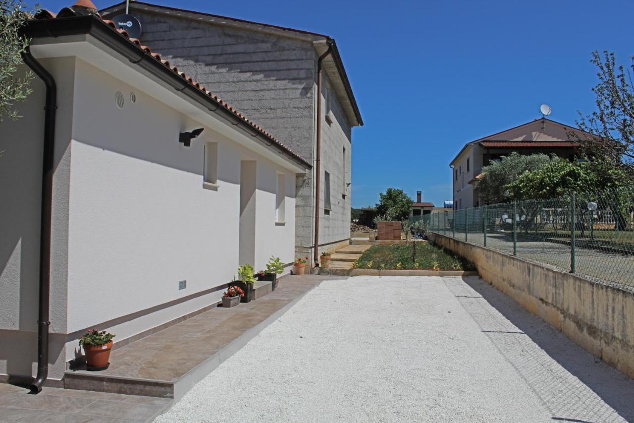 Guest House Ada Galizana Exterior photo