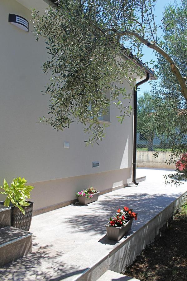 Guest House Ada Galizana Exterior photo