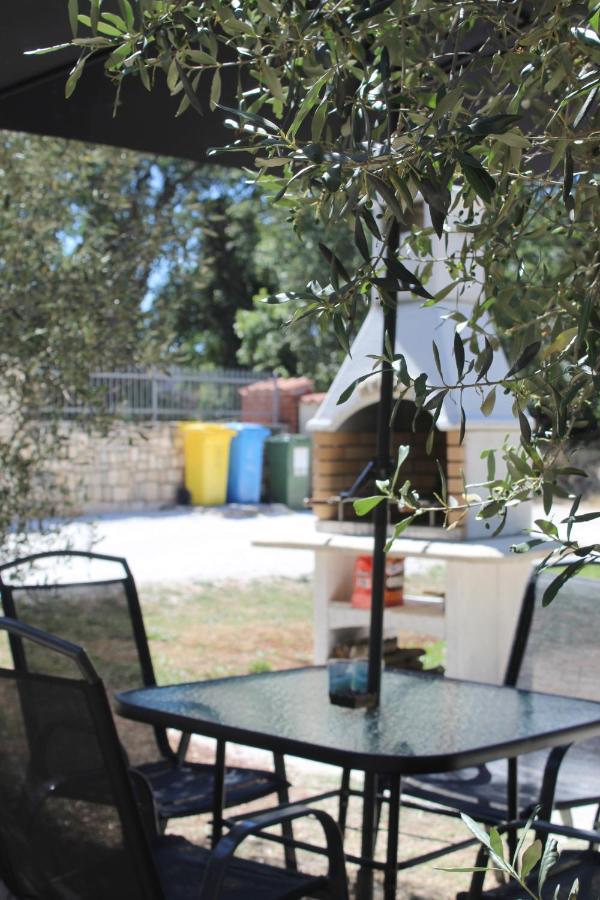 Guest House Ada Galizana Exterior photo